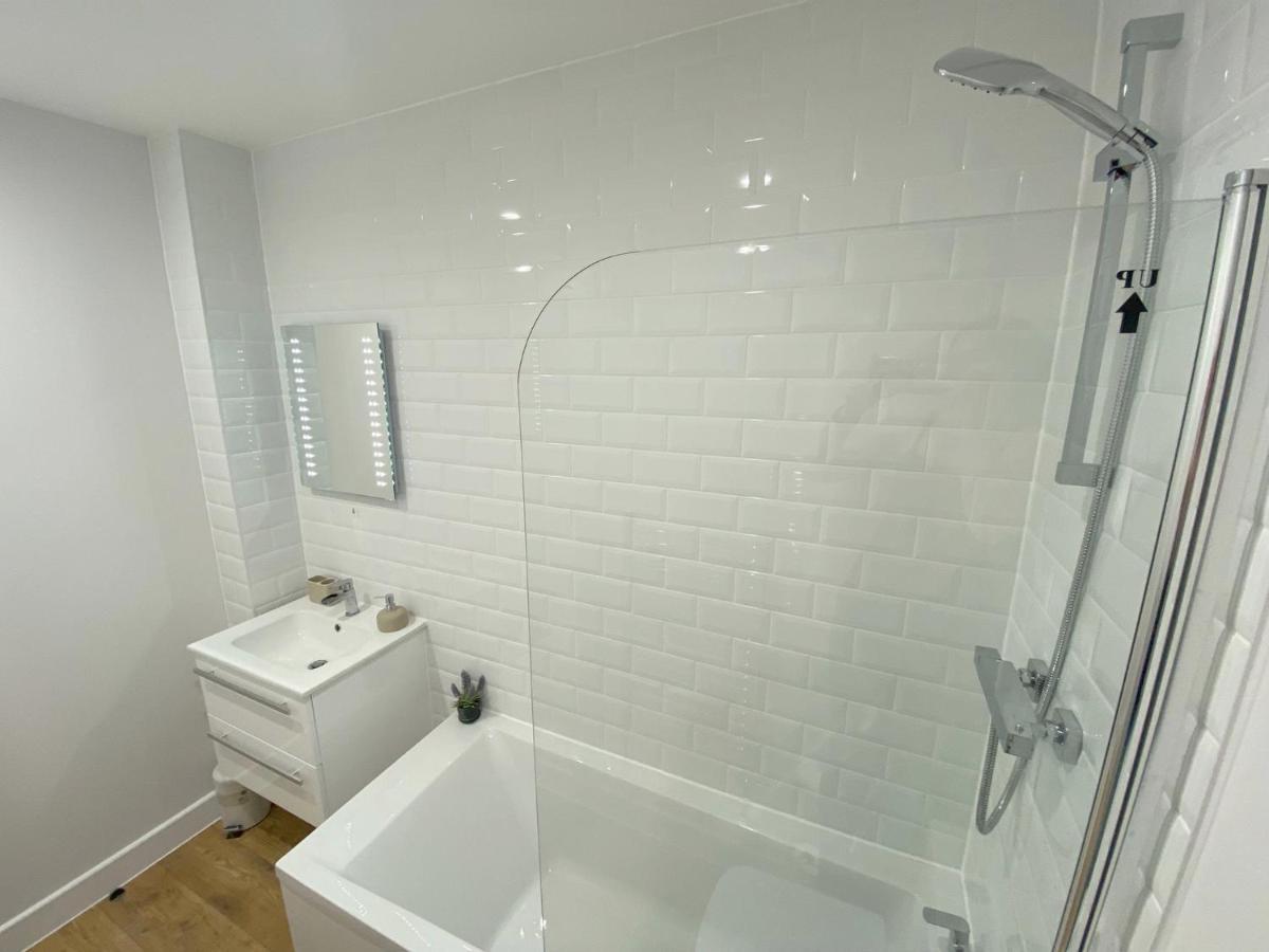 Stylish & Spacious Apartment Royal Tunbridge Wells Eksteriør bilde