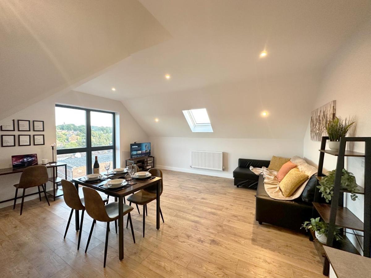 Stylish & Spacious Apartment Royal Tunbridge Wells Eksteriør bilde
